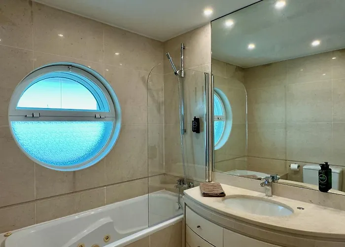 Apartman Ocean Drive - Near The - 14 Pax - *